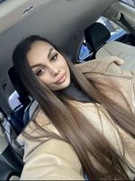 Oksana, Italy